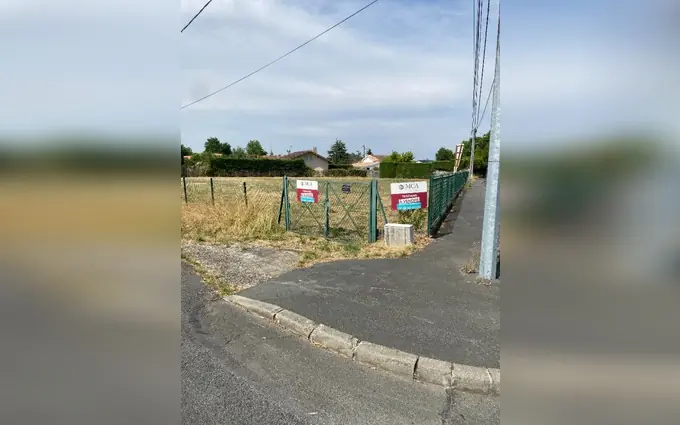 Terrain à partir de 500m² à Blanquefort à Blanquefort (33290)