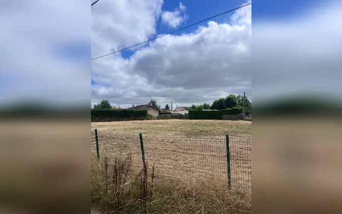 Terrain à partir de 500m² à Blanquefort à Blanquefort (33290)
