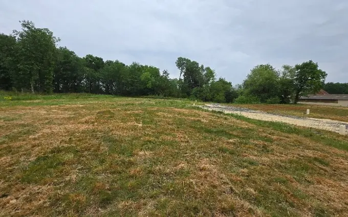 Terrain à partir de 586m² à Boisredon à Boisredon (17150)