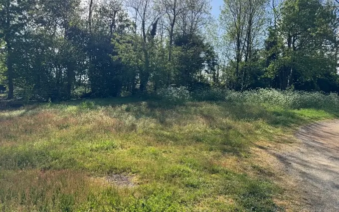 Terrain à partir de 540m² à Lesparre-Médoc à Lesparre-Médoc (33340)