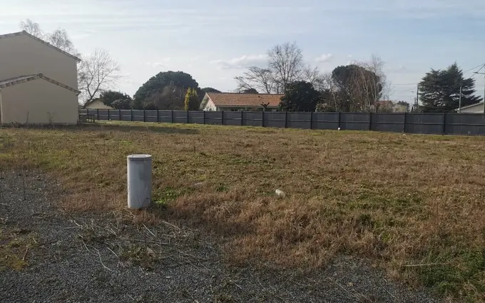 Terrain à partir de 408m² à Preignac à Preignac (33210)