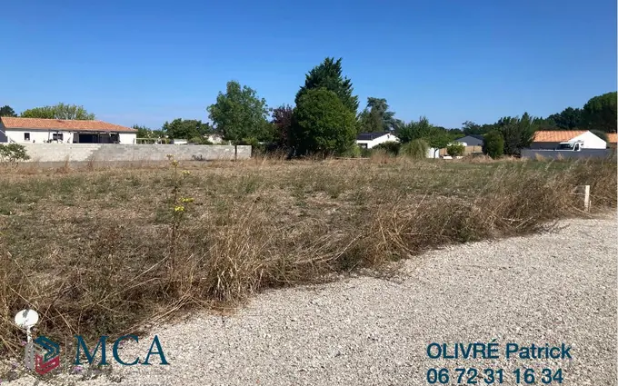 Terrain à partir de 611m² à Rouffiac à Rouffiac (17800)