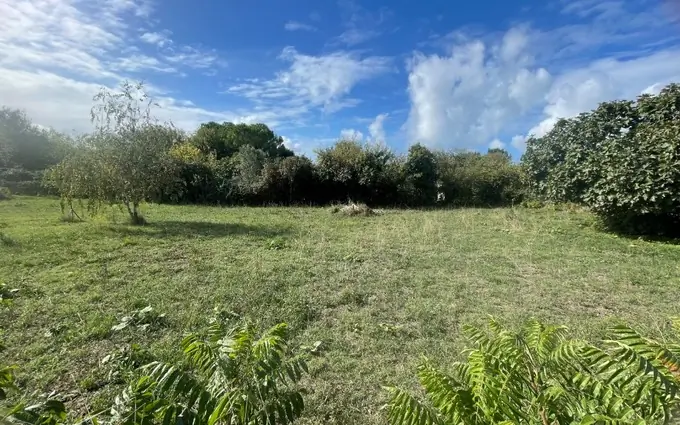 Terrain à partir de 440m² à Saint-Froult à Saint-Froult (17780)
