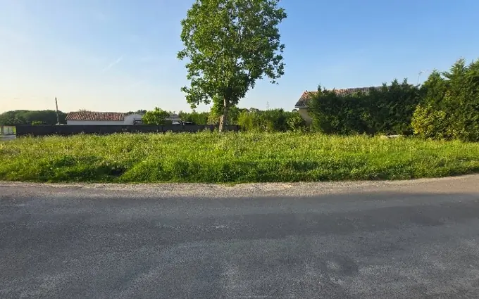 Terrain à partir de 600m² à Peujard à Peujard (33240)