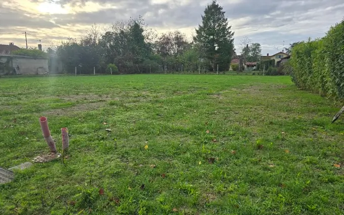 Terrain à partir de 1500m² à Le Fleix à Le Fleix (24130)