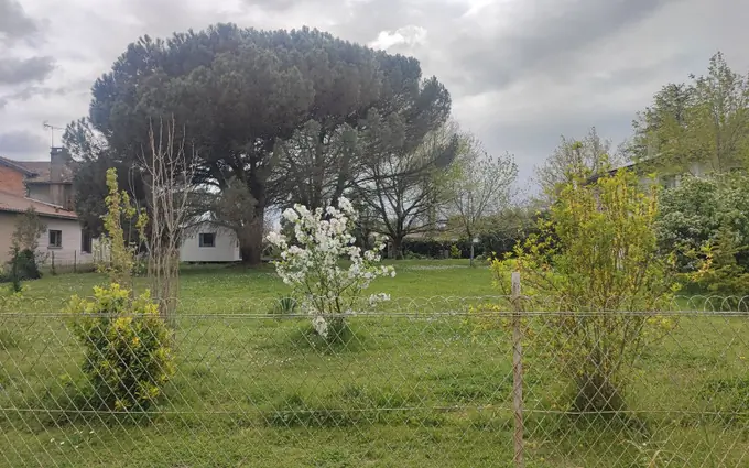 Terrain à partir de 880m² à Saint-Sulpice-et-Cameyrac à Saint-Sulpice-et-Cameyrac (33450)