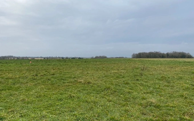 Terrain à bâtir à Taillebourg à Taillebourg (17350)
