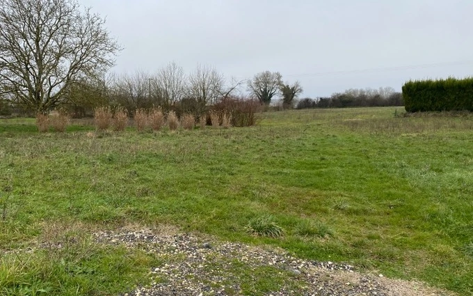 Terrain à bâtir à Champagne à Champagne (17620)