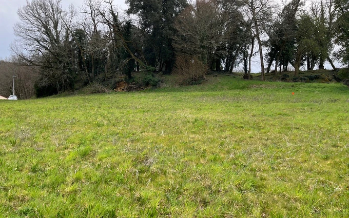 Terrain à bâtir à Carlux à Carlux (24370)