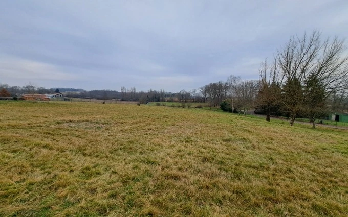 Terrain à bâtir à Sainte-Foy-la-Grande à Sainte-Foy-la-Grande (33220)