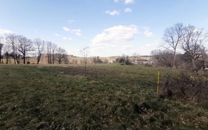 Terrain à bâtir à Notre-Dame-de-Sanilhac à Notre-Dame-de-Sanilhac (24380)