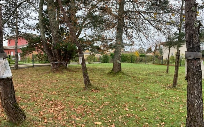 Terrain à bâtir à Villenave-d'Ornon à Villenave-d'Ornon (33140)