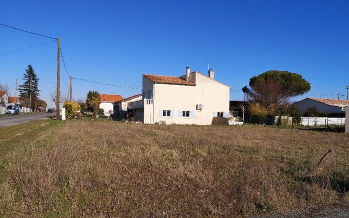 Terrain à bâtir à Semussac à Semussac (17120)