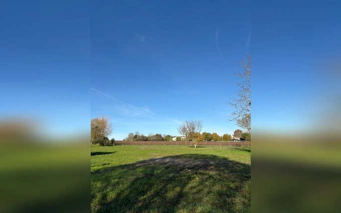 Terrain à bâtir à Fargues-Saint-Hilaire à Fargues-Saint-Hilaire (33370)