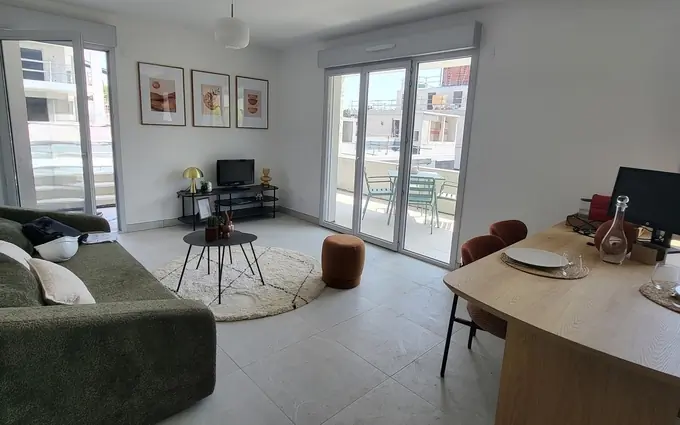 L'escale - t5 - t3 à Vallauris