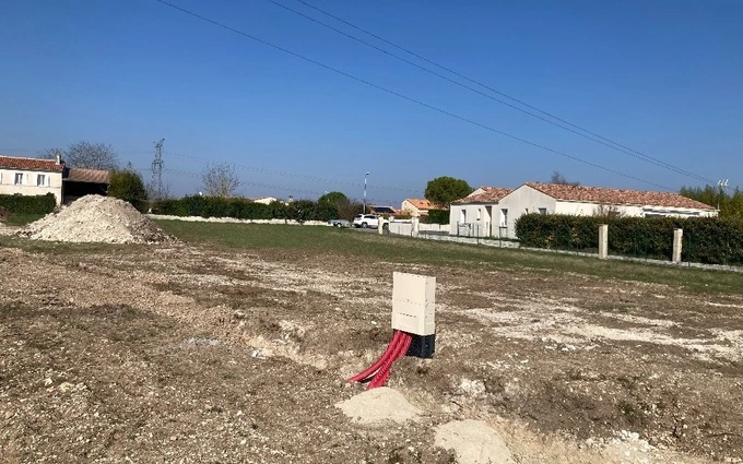 Terrain à partir de 1043m² à Les Gonds à Gonds (17100)