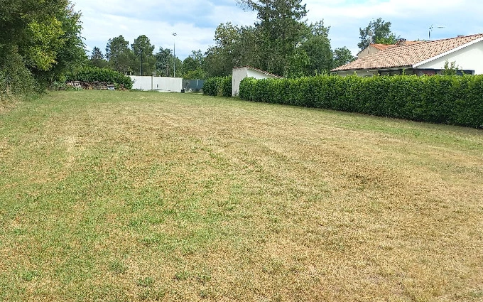 Terrain à partir de 1000m² à Ménesplet à Ménesplet (24700)