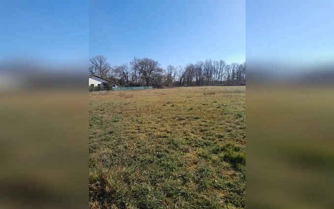Terrain à partir de 607m² à Saint-Seurin-sur-l'Isle à Saint-Seurin-sur-l'Isle