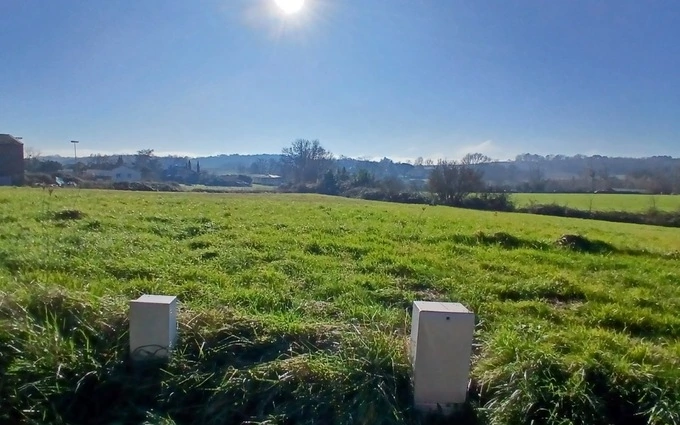 Terrain à partir de 2200m² à Cardan à Cardan