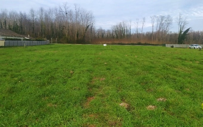 Terrain à partir de 626m² à Landiras à Landiras (33720)