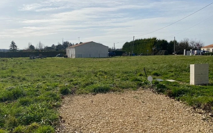 Terrain à partir de 631m² à Thénac à Thénac (17460)
