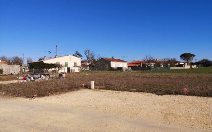 Terrain à partir de 335m² à Semussac à Semussac (17120)