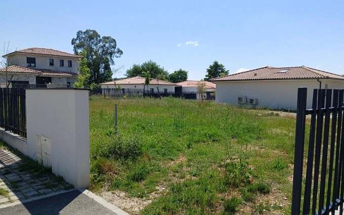Terrain à partir de 376m² à Yvrac à Yvrac (33370)
