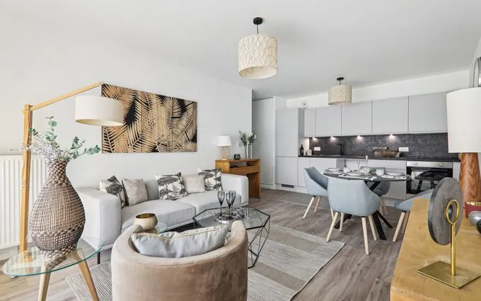 VILLA EN SEINE à Villeneuve-la-Garenne (92390)
