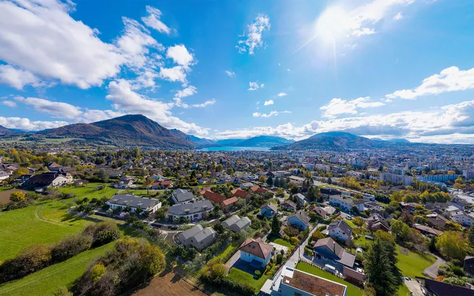 Azur à Annecy-le-Vieux