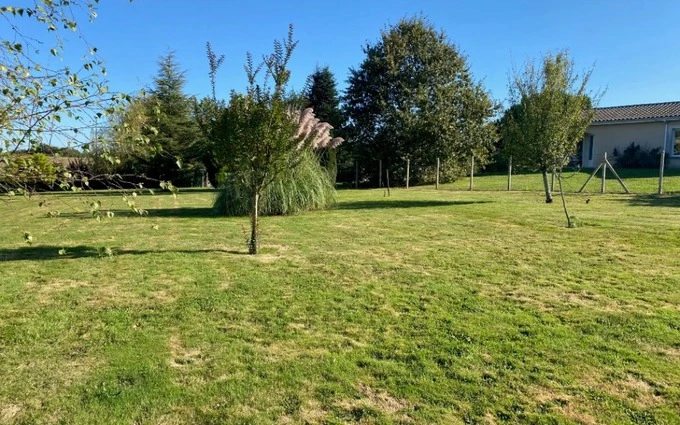 Terrain à partir de 500m² à Prignac-et-Marcamps à Prignac-et-Marcamps (33710)