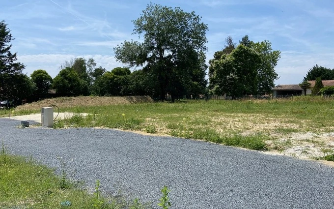 Terrain à partir de 719m² à Sadirac à Sadirac (33670)