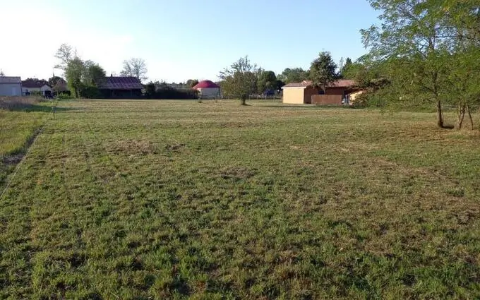 Terrain à partir de 1080m² à La Réole à La Réole (33190)