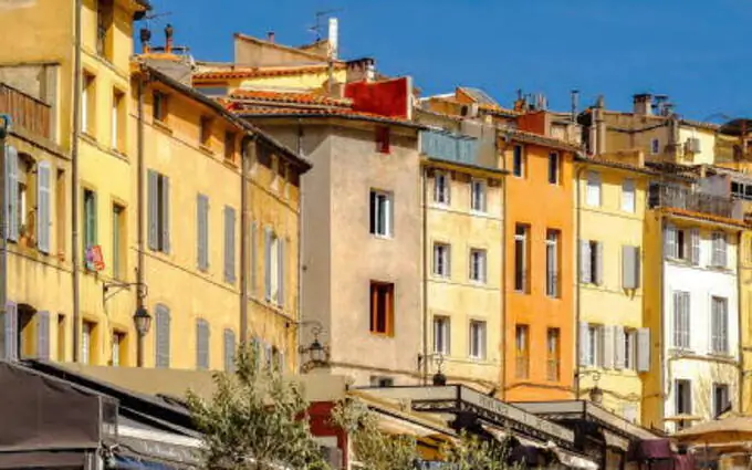 Aix-en-Provence à quelques pas de la Rotonde à Aix-en-Provence