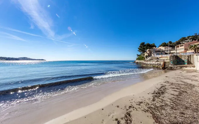 Almée à La Seyne-sur-Mer (83500)