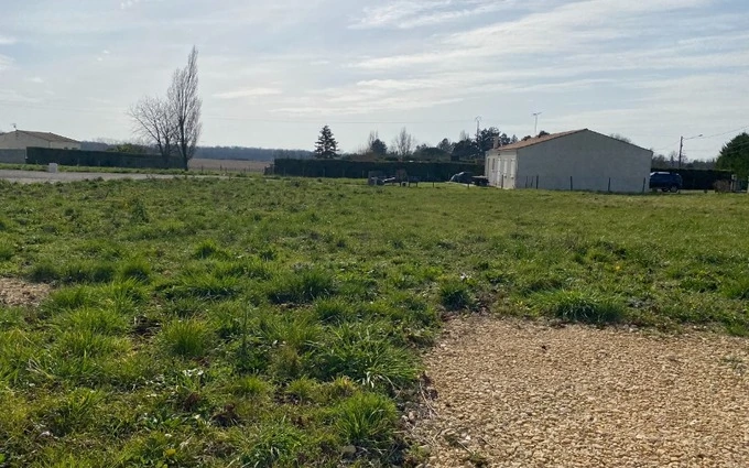 Terrain à partir de 631m² à Thénac à Thénac (17460)