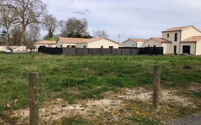 Terrain à partir de 429m² à Vayres à Vayres (33870)