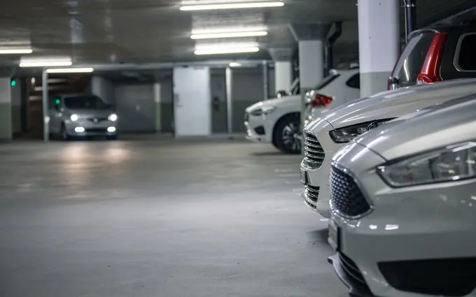 Parking à La Queue-en-Brie (94510)