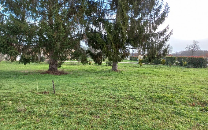 Terrain à partir de 830m² à Montpon-Ménestérol à Montpon-Ménestérol (24700)