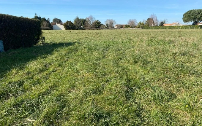 Terrain à partir de 297m² à Corme-Royal à Corme-Royal