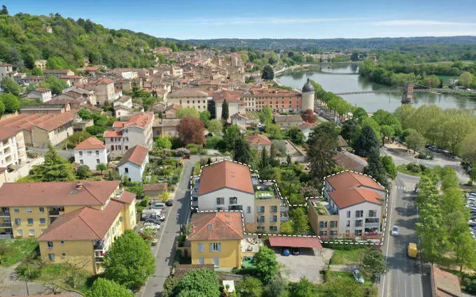 Trévoux à deux pas des quais de Saône et du centre-ville à Trévoux