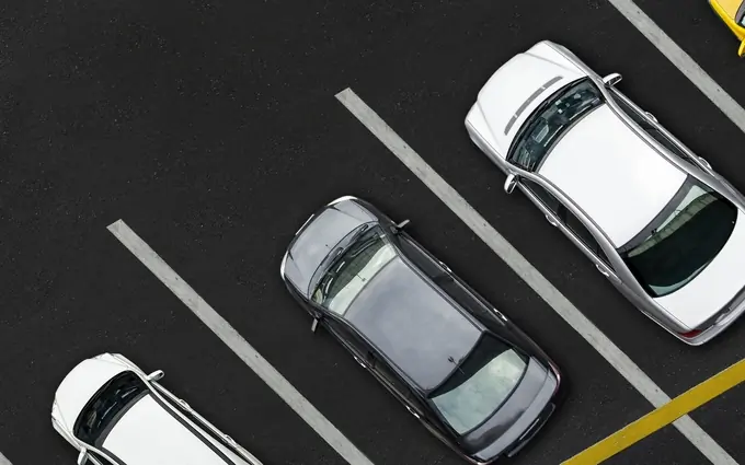 Parking sous sols - t1 à Marseille 8ème