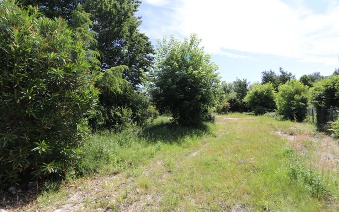 Terrain à partir de 490m² à Landiras à Landiras