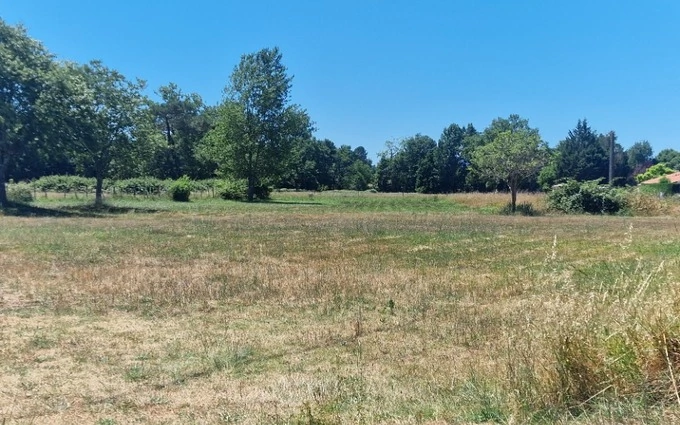 Terrain à partir de 1400m² à Donnezac à Donnezac (33860)