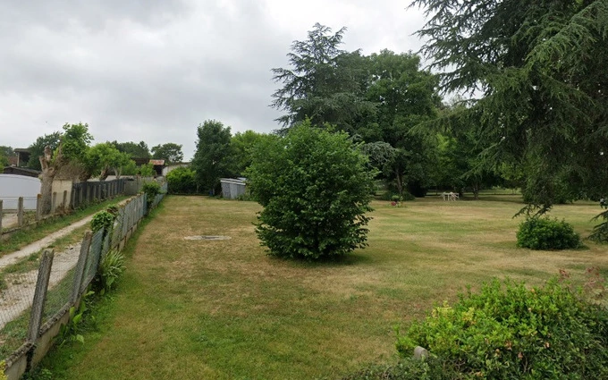 Terrain à partir de 330m² à Pisany à Pisany (17600)
