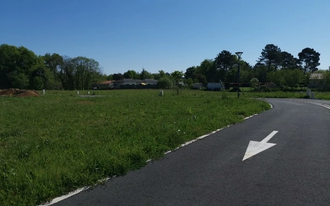Terrain à partir de 998m² à Marsac-sur-l'Isle à Marsac-sur-l'Isle (24430)