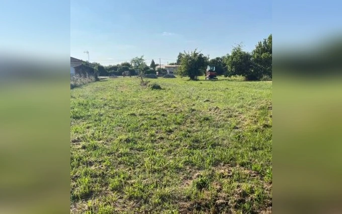 Terrain à partir de 990m² à Sillas à Sillas (33690)
